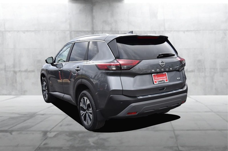 Nissan Rogue Vehicle Image 07
