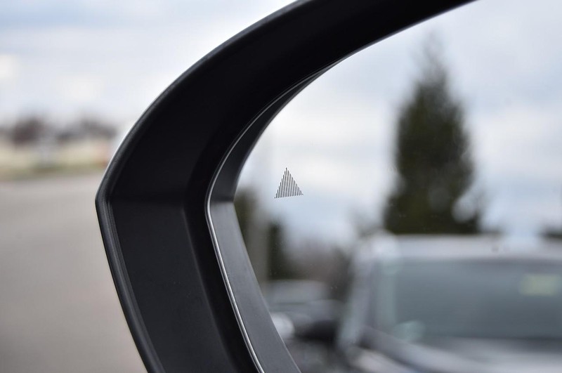 Nissan Rogue Vehicle Image 10