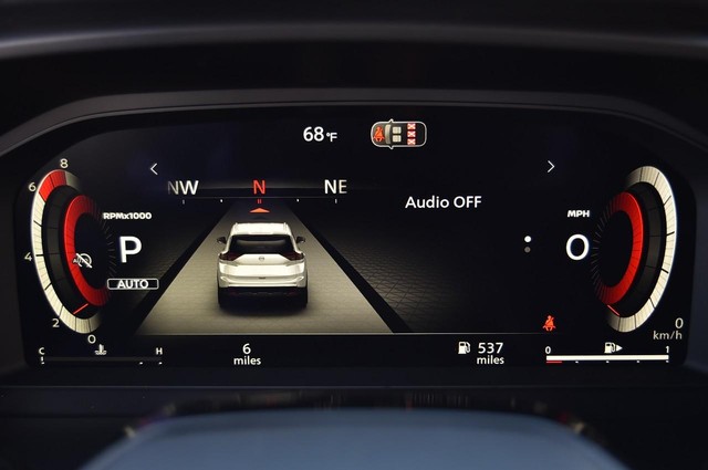 Nissan Rogue Vehicle Image 13