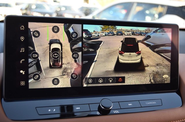 Nissan Rogue Vehicle Image 17