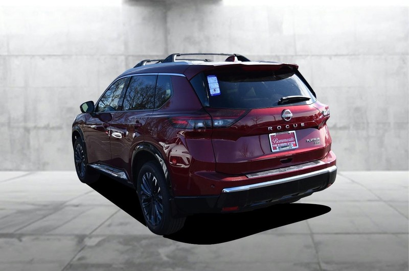 Nissan Rogue Vehicle Image 07