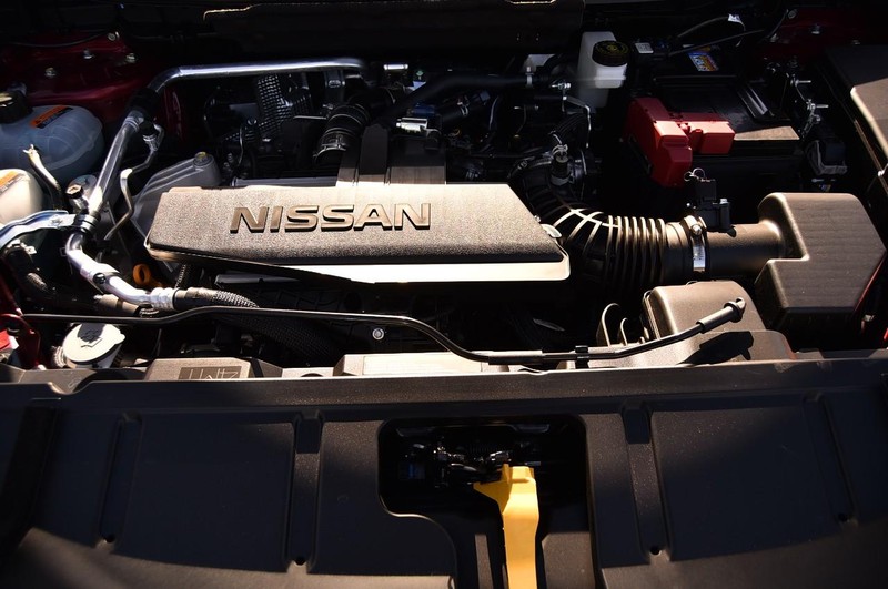 Nissan Rogue Vehicle Image 32