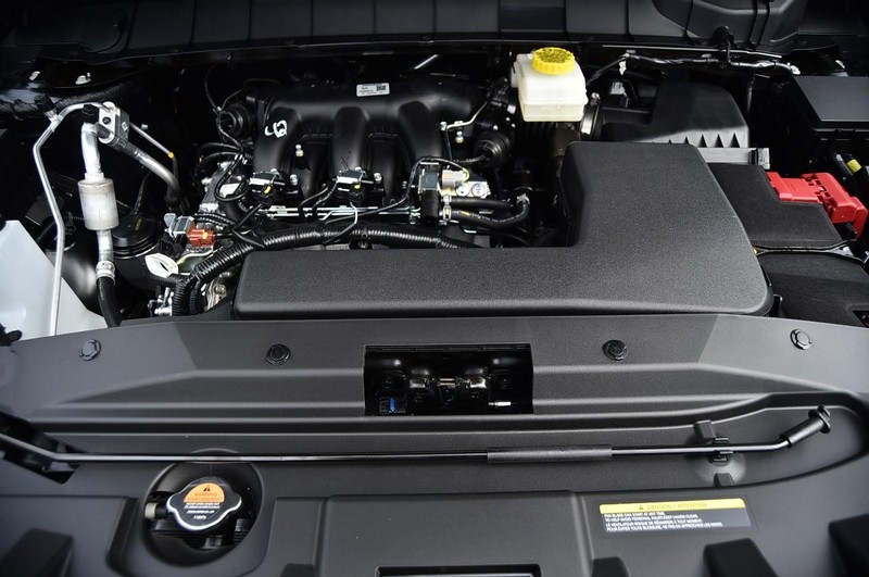 Nissan Pathfinder Vehicle Image 33