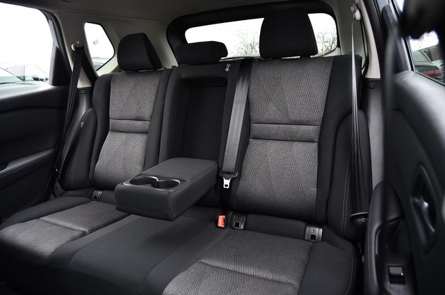 Nissan Rogue Vehicle Image 21