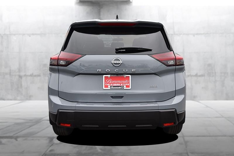 Nissan Rogue Vehicle Image 06