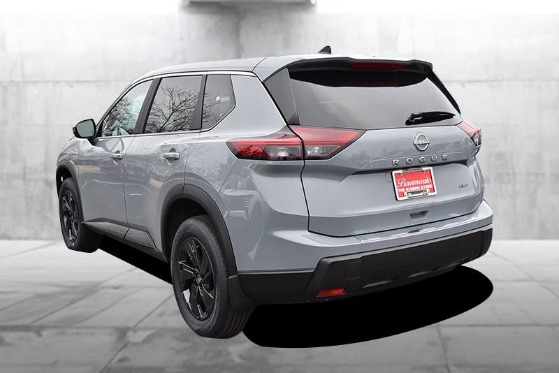Nissan Rogue Vehicle Image 07