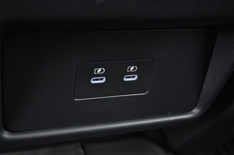 Nissan Rogue Vehicle Image 23