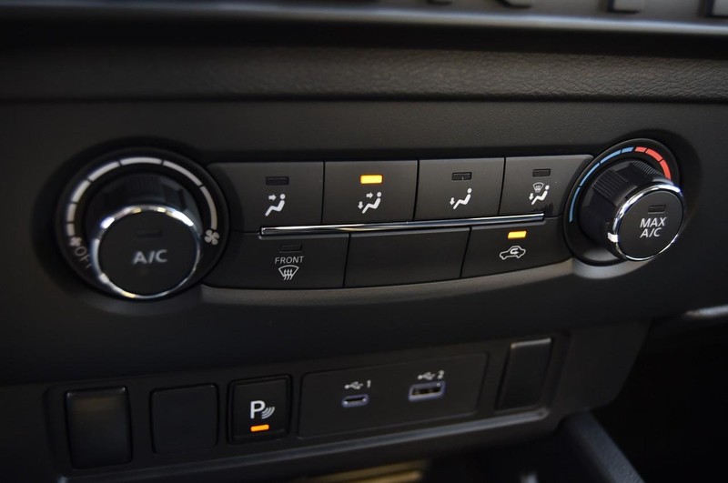 Nissan Frontier Vehicle Image 18