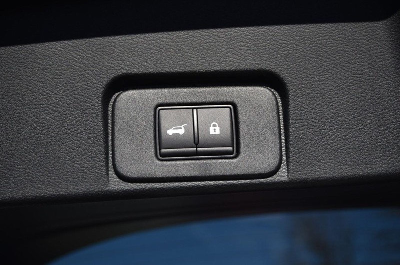 Nissan Rogue Vehicle Image 30