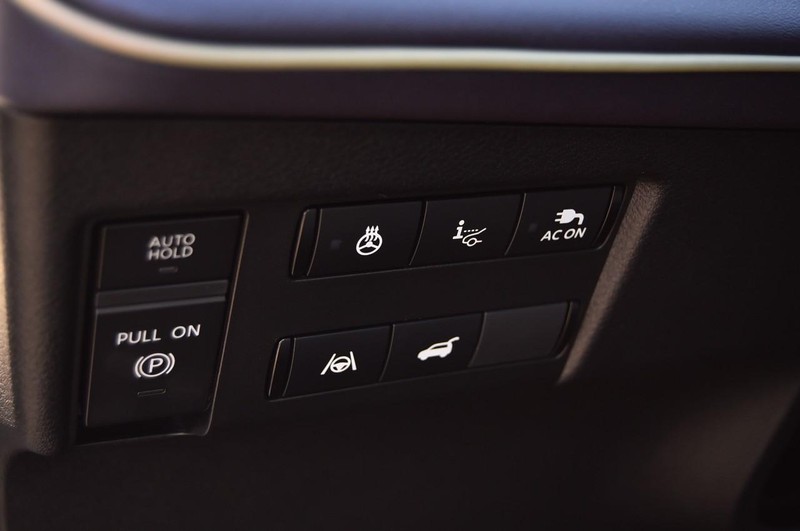 Nissan LEAF Vehicle Image 12