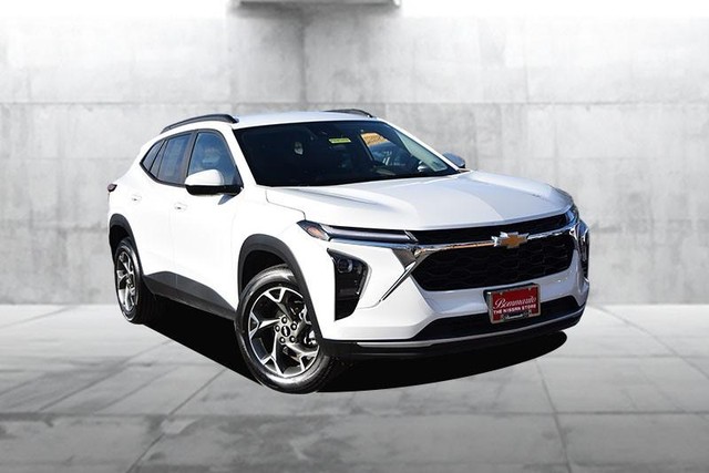 2025 Chevrolet Trax LT's photo