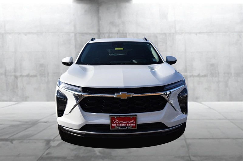 Chevrolet Trax Vehicle Image 04