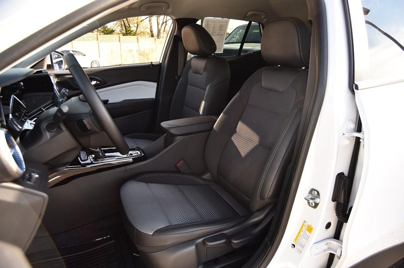 Chevrolet Trax Vehicle Image 17