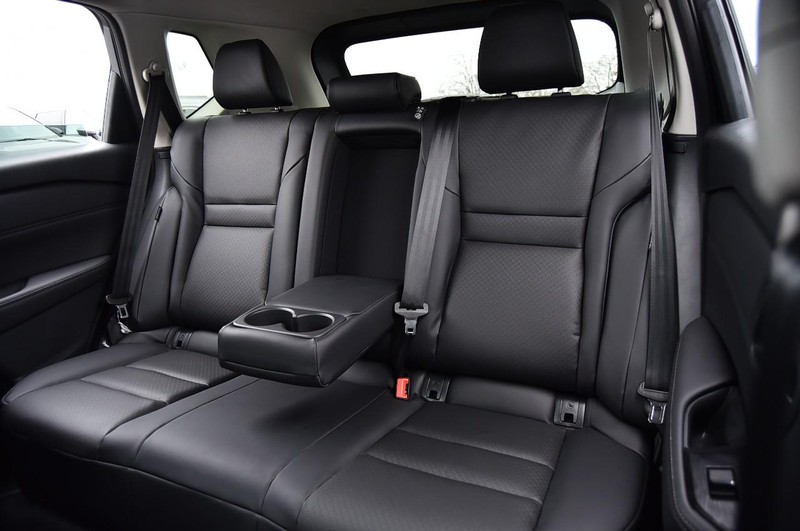 Nissan Rogue Vehicle Image 25