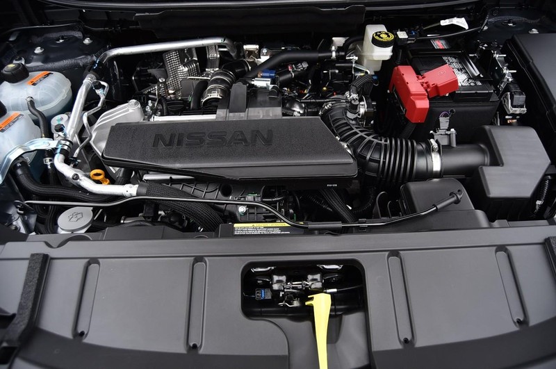 Nissan Rogue Vehicle Image 30