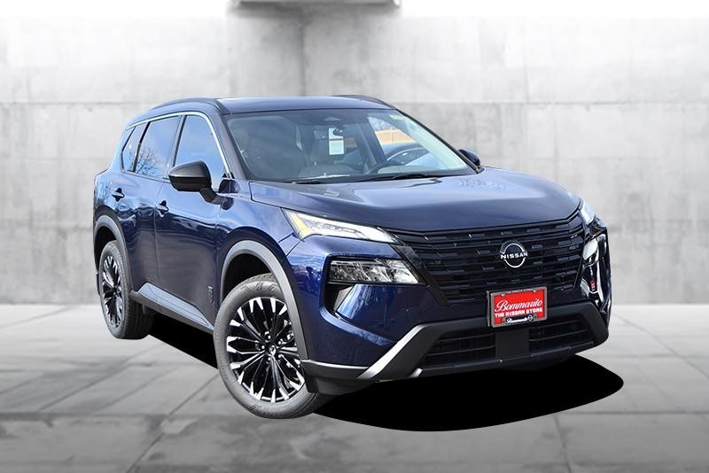 Nissan Rogue Vehicle Image 02