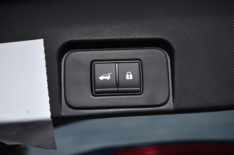 Nissan Rogue Vehicle Image 29