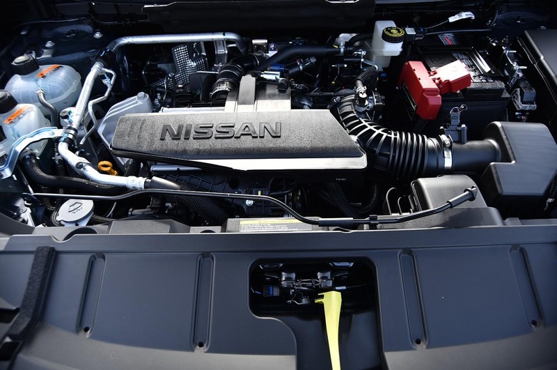 Nissan Rogue Vehicle Image 30