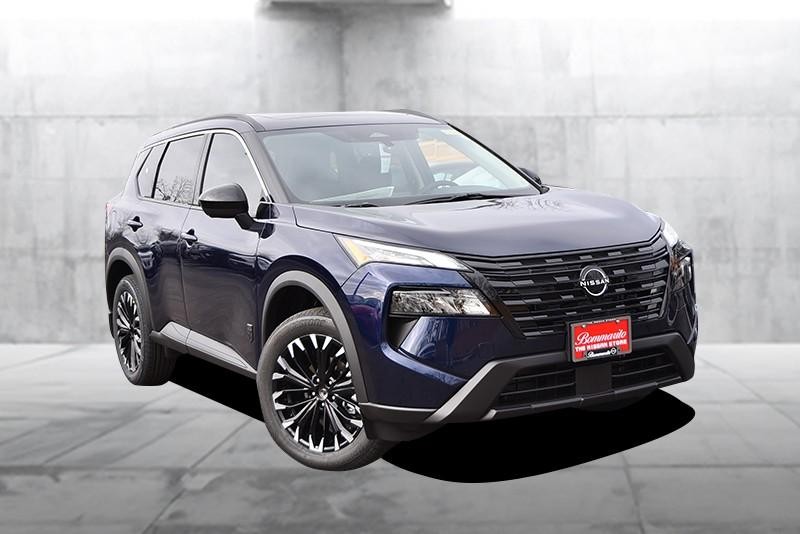 Nissan Rogue Vehicle Image 02