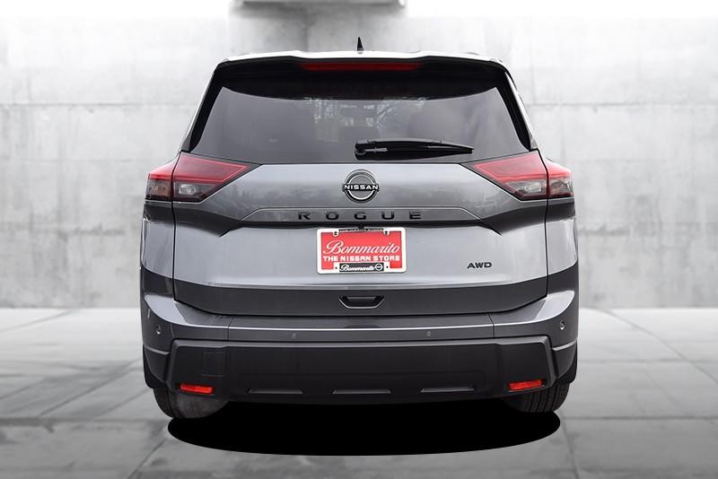 Nissan Rogue Vehicle Image 06