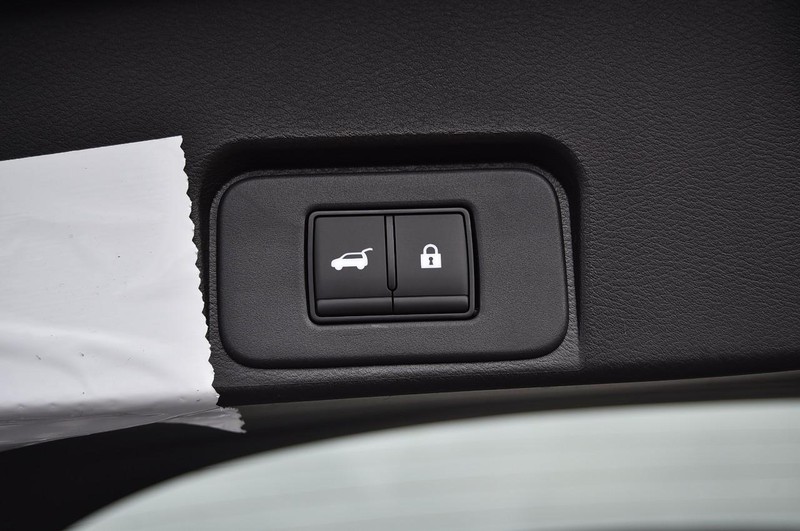 Nissan Rogue Vehicle Image 29