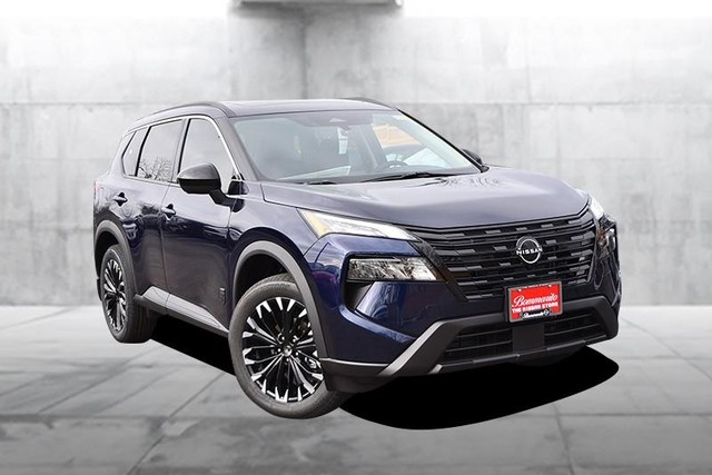 Nissan Rogue Vehicle Image 02