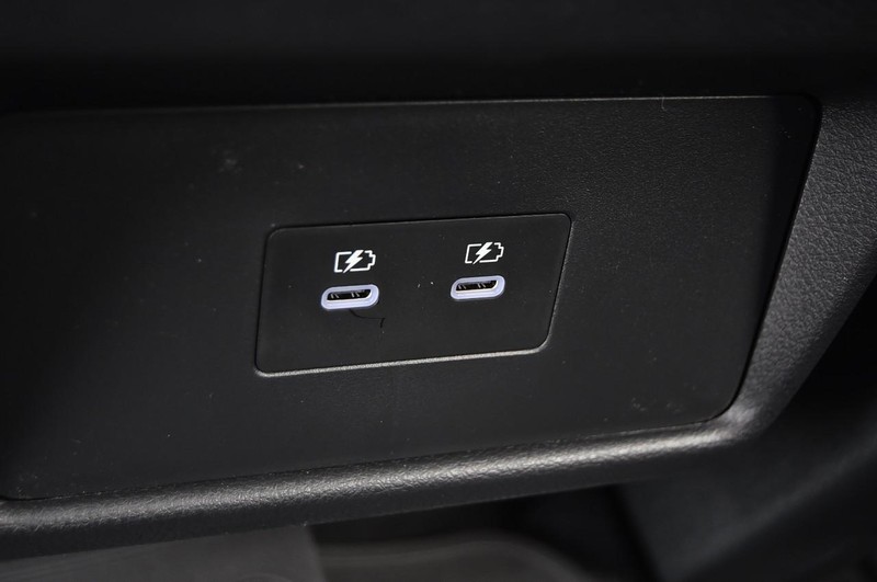 Nissan Rogue Vehicle Image 27