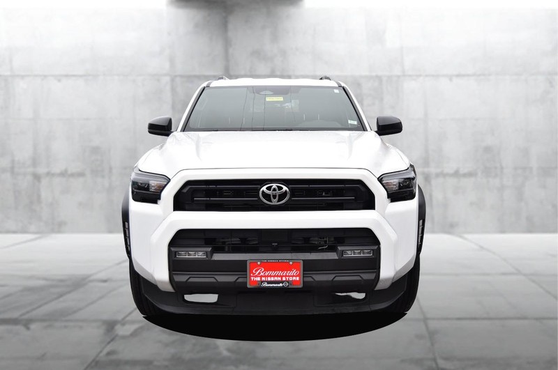 Toyota 4Runner Vehicle Image 04