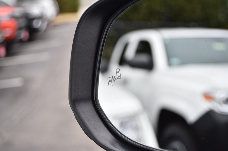 Toyota 4Runner Vehicle Image 10