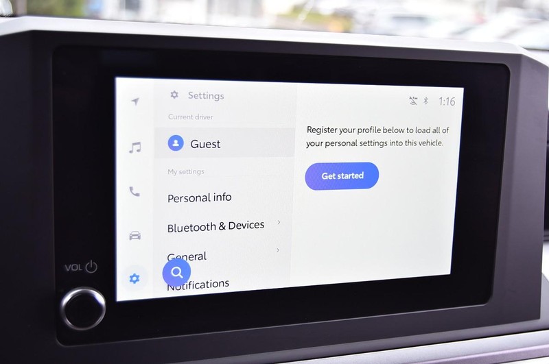 Toyota 4Runner Vehicle Image 14