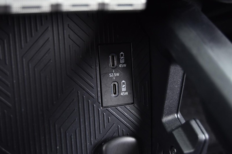 Toyota 4Runner Vehicle Image 16