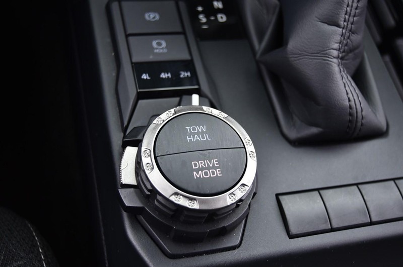 Toyota 4Runner Vehicle Image 17