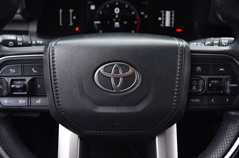 Toyota 4Runner Vehicle Image 19