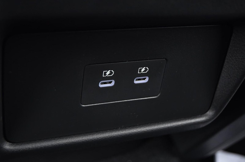 Nissan Rogue Vehicle Image 27