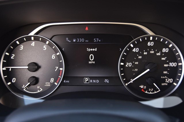 Nissan Frontier Vehicle Image 15