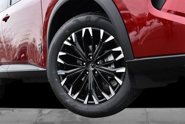 Nissan Rogue Vehicle Image 03