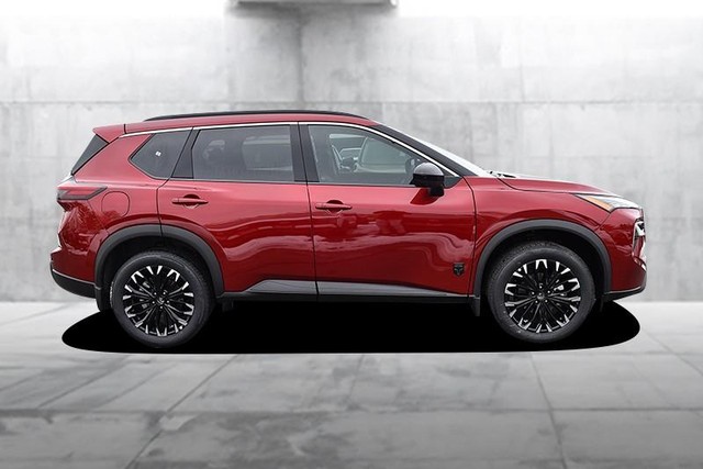 Nissan Rogue Vehicle Image 05