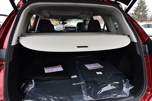 Nissan Rogue Vehicle Image 28