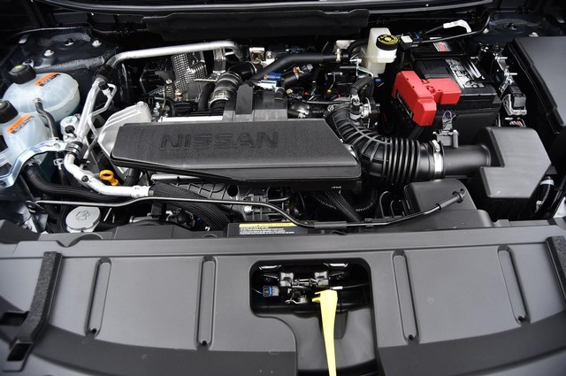 Nissan Rogue Vehicle Image 30