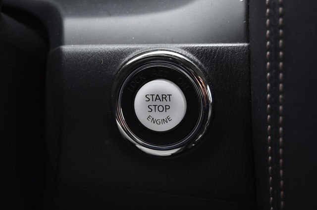 Nissan Armada Vehicle Image 23