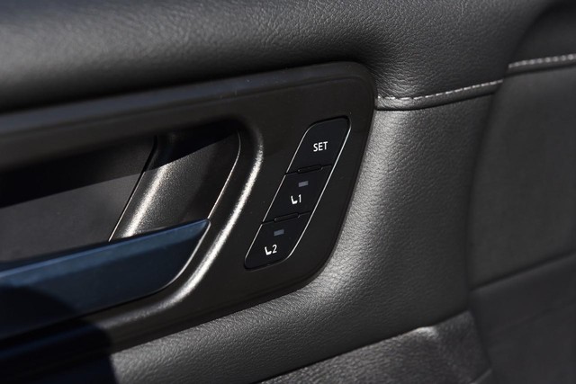 Nissan Armada Vehicle Image 10