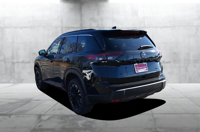 Nissan Rogue Vehicle Image 07