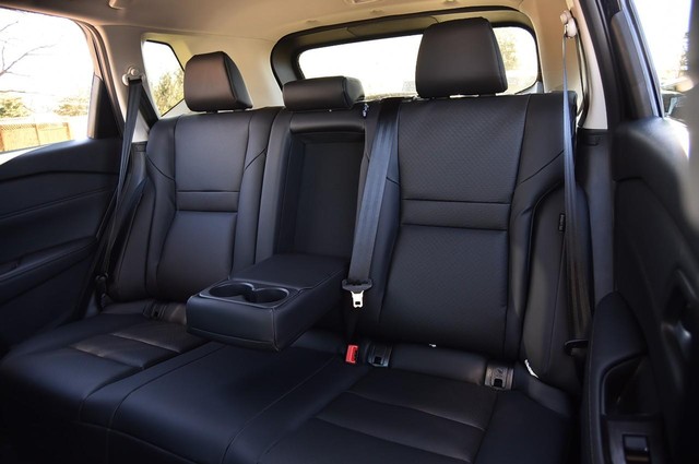 Nissan Rogue Vehicle Image 25