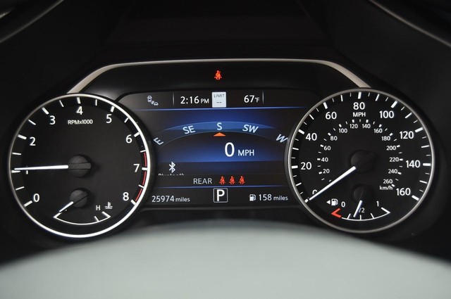 Nissan Murano Vehicle Image 14