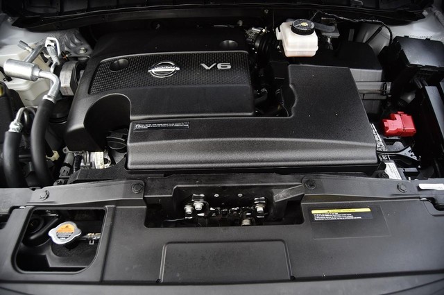 Nissan Murano Vehicle Image 30