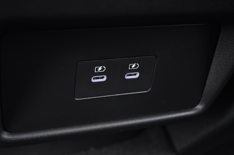 Nissan Rogue Vehicle Image 27