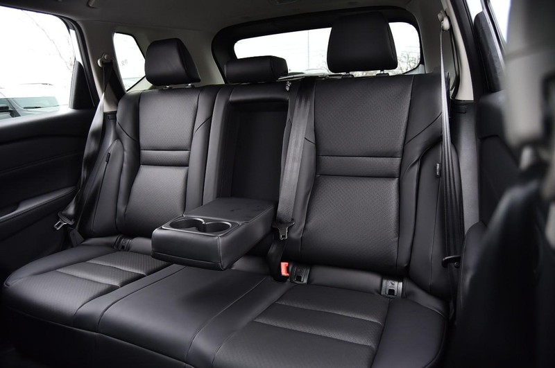 Nissan Rogue Vehicle Image 25