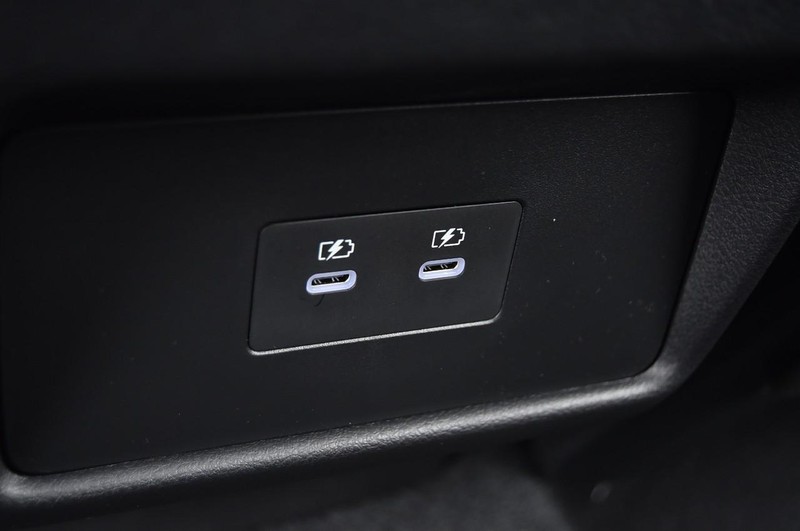 Nissan Rogue Vehicle Image 27