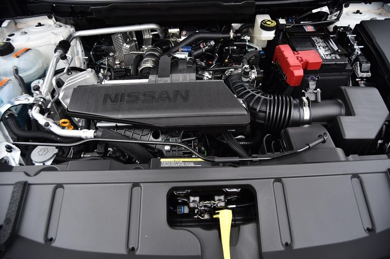 Nissan Rogue Vehicle Image 30