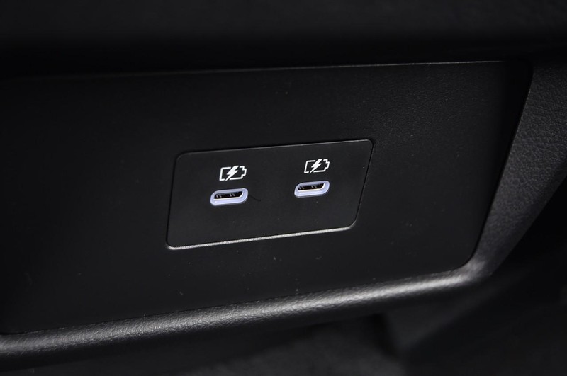 Nissan Rogue Vehicle Image 27